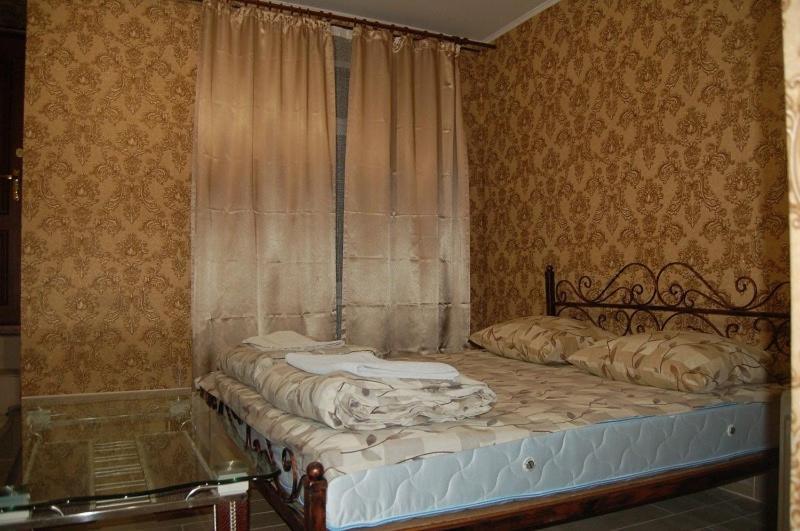 Apartment On Stepana Bandery 37 Постійне Електропостачання Leopoli Esterno foto